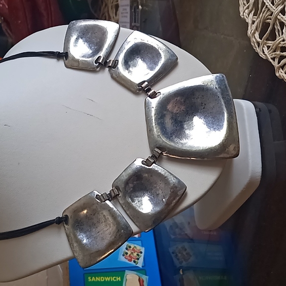 Statement necklace silvertone - Picture 2 of 7